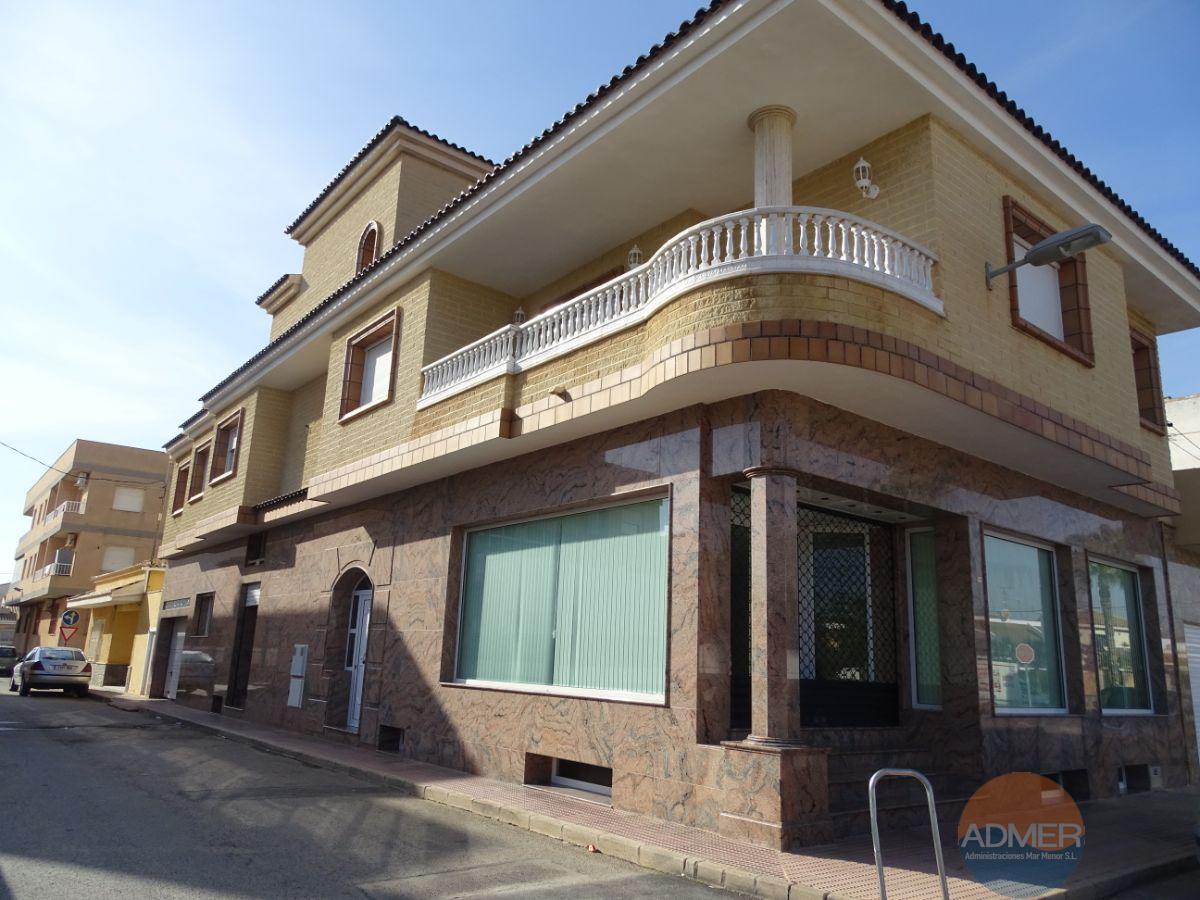 For sale of house in Los Alcázares