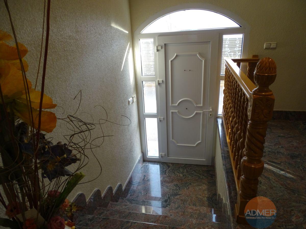 For sale of house in Los Alcázares