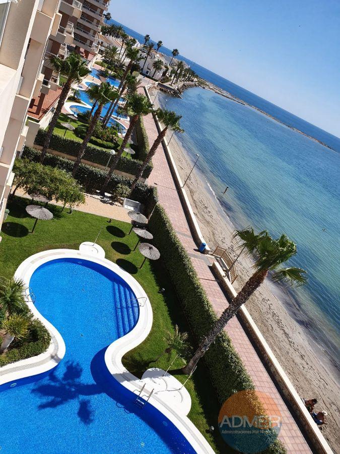 For sale of apartment in La Manga del Mar Menor