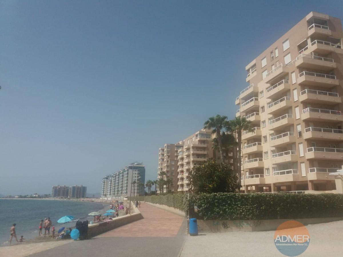 For sale of apartment in La Manga del Mar Menor