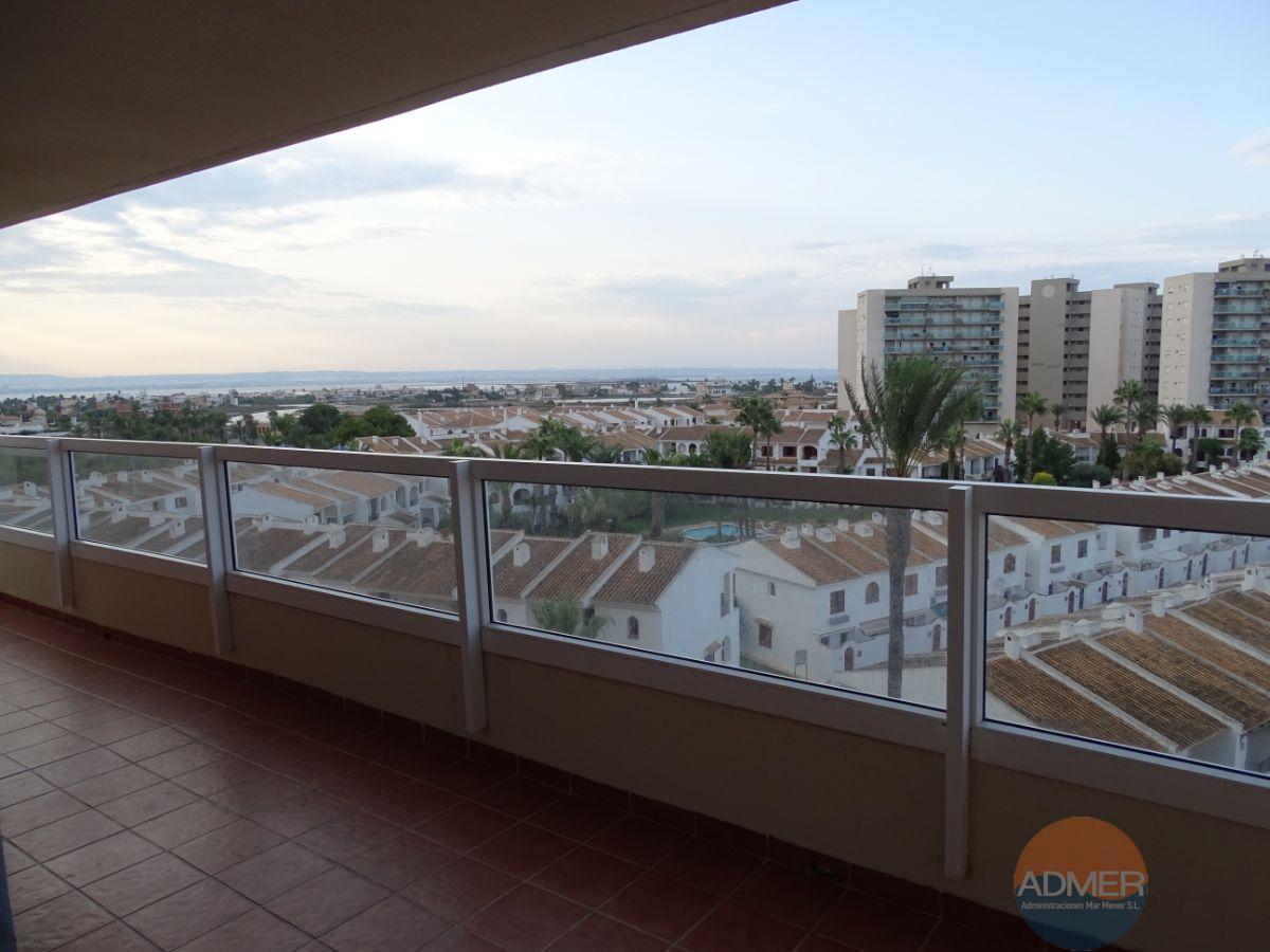 For sale of apartment in La Manga del Mar Menor