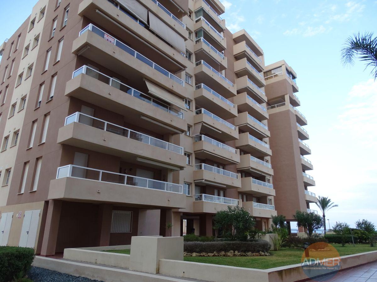 For sale of apartment in La Manga del Mar Menor