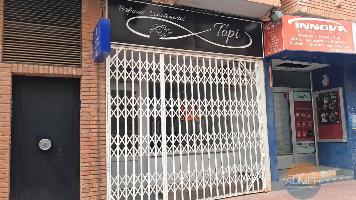 Venta de local comercial en Santiago de la Ribera