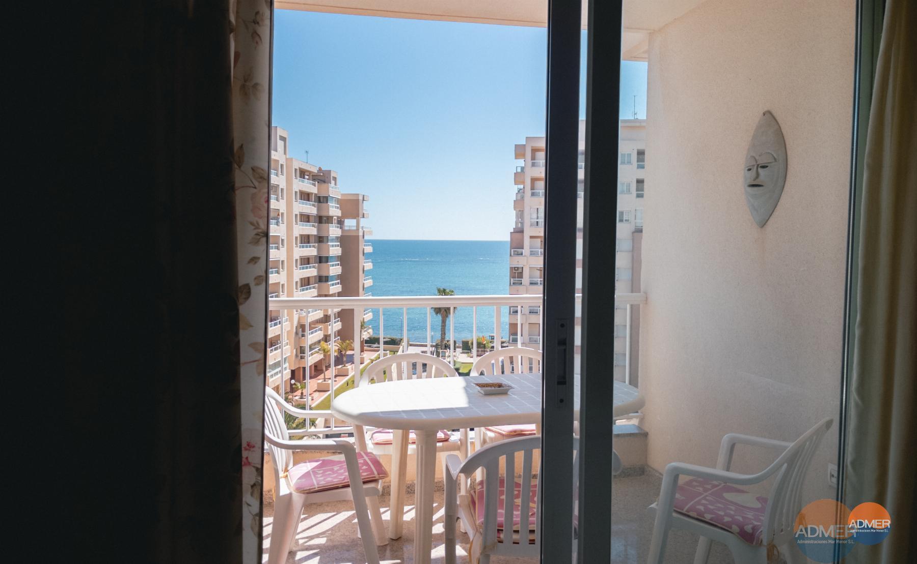 For sale of flat in La Manga del Mar Menor