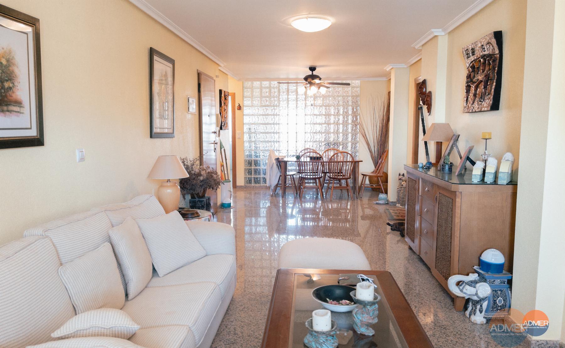 For sale of flat in La Manga del Mar Menor