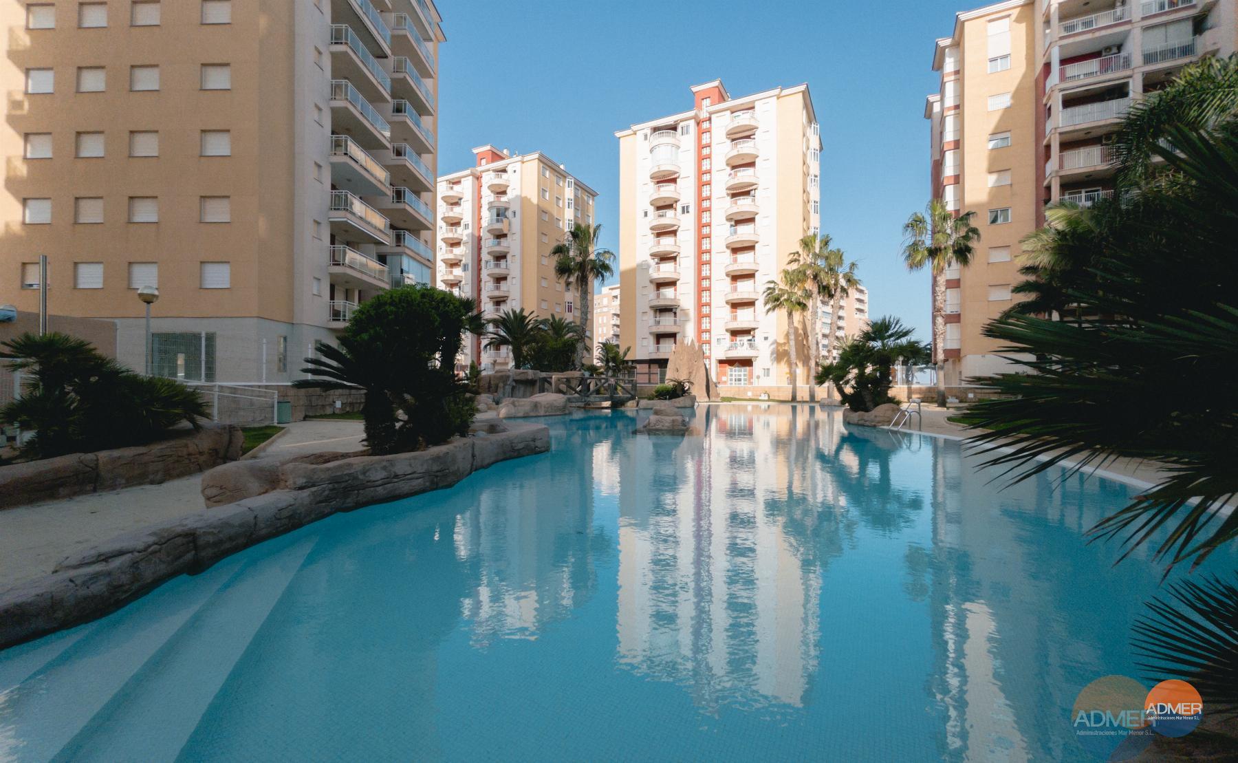 For sale of flat in La Manga del Mar Menor