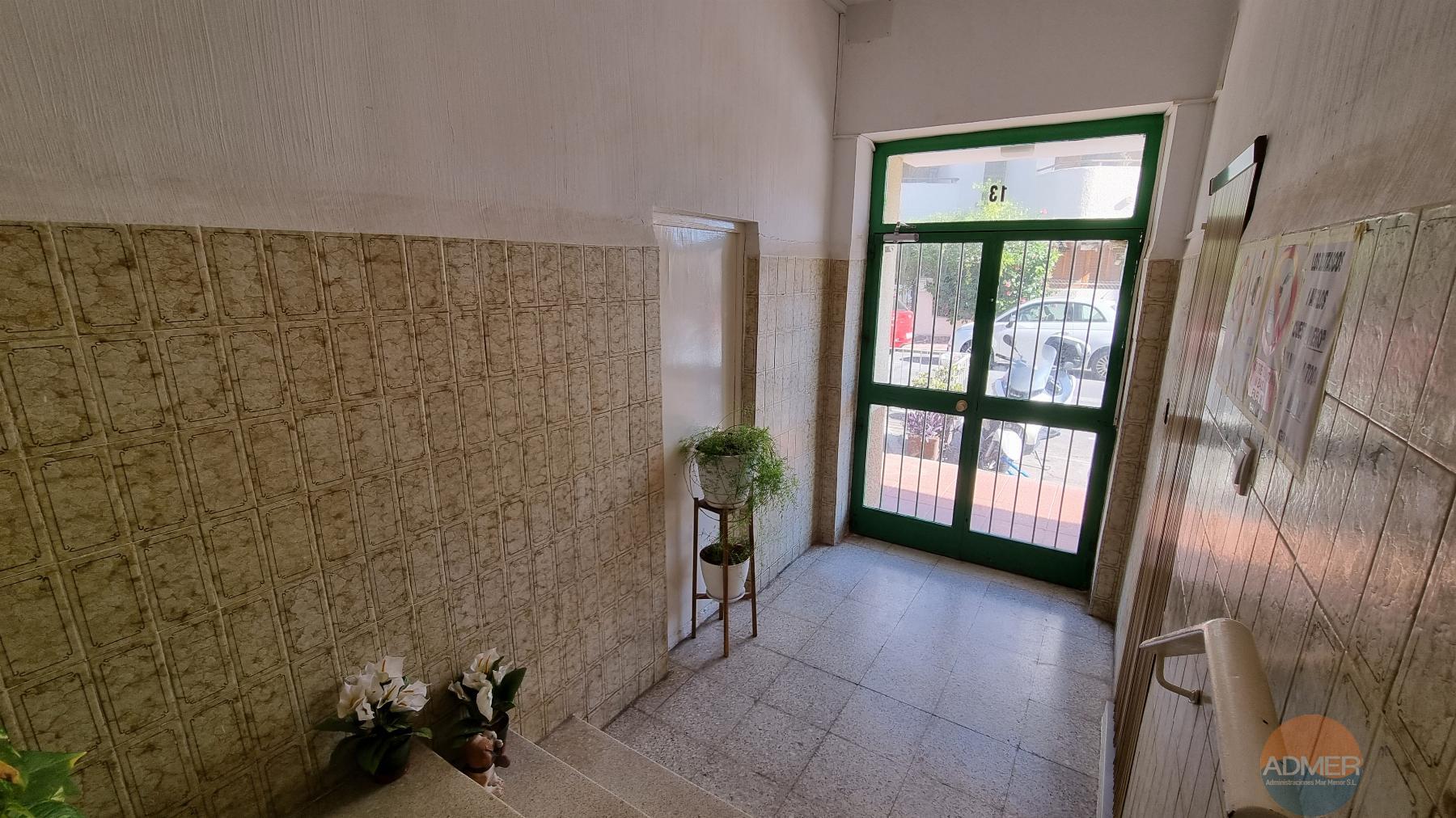 Venta de piso en Santiago de la Ribera