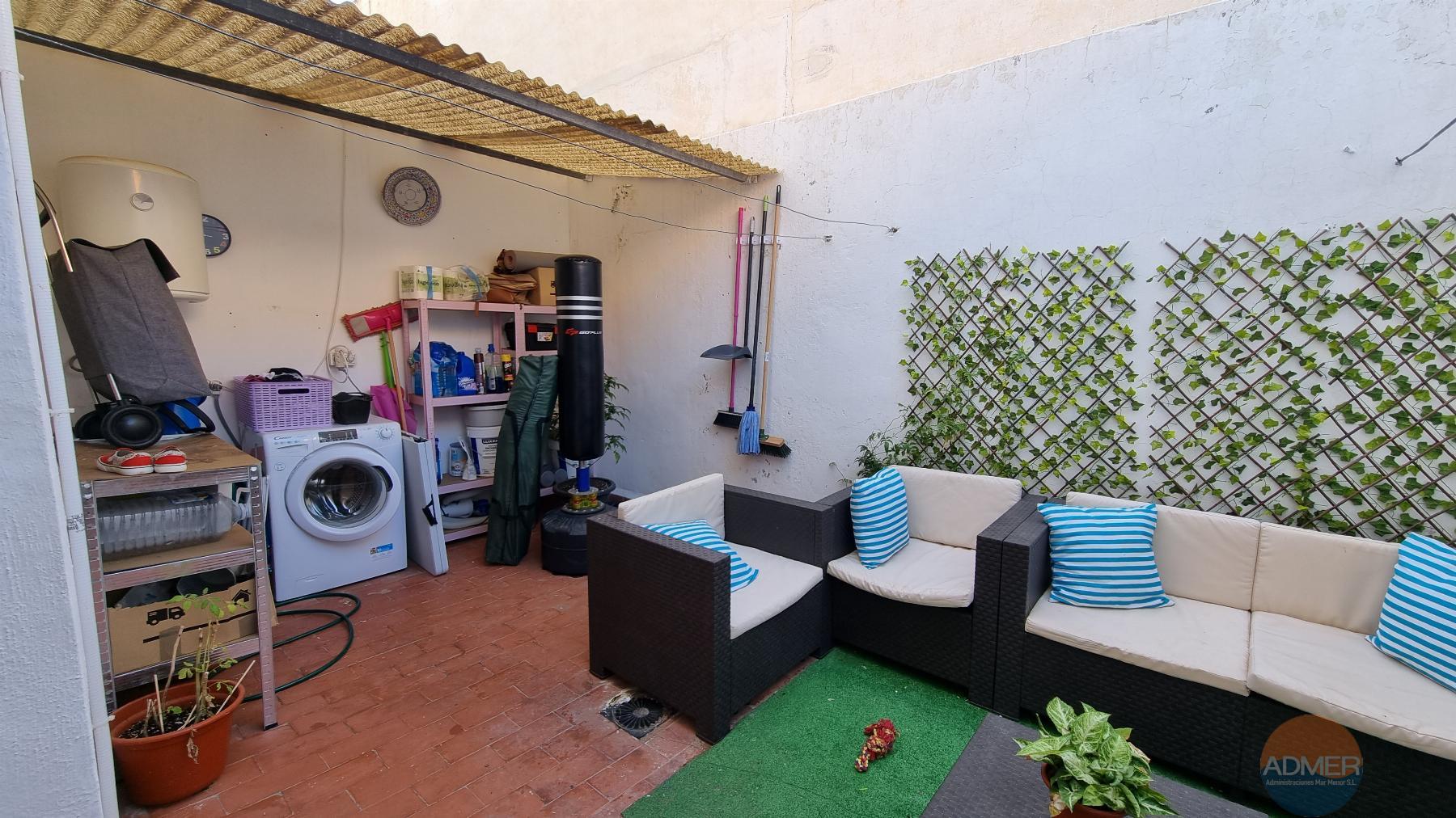 Venta de piso en Santiago de la Ribera