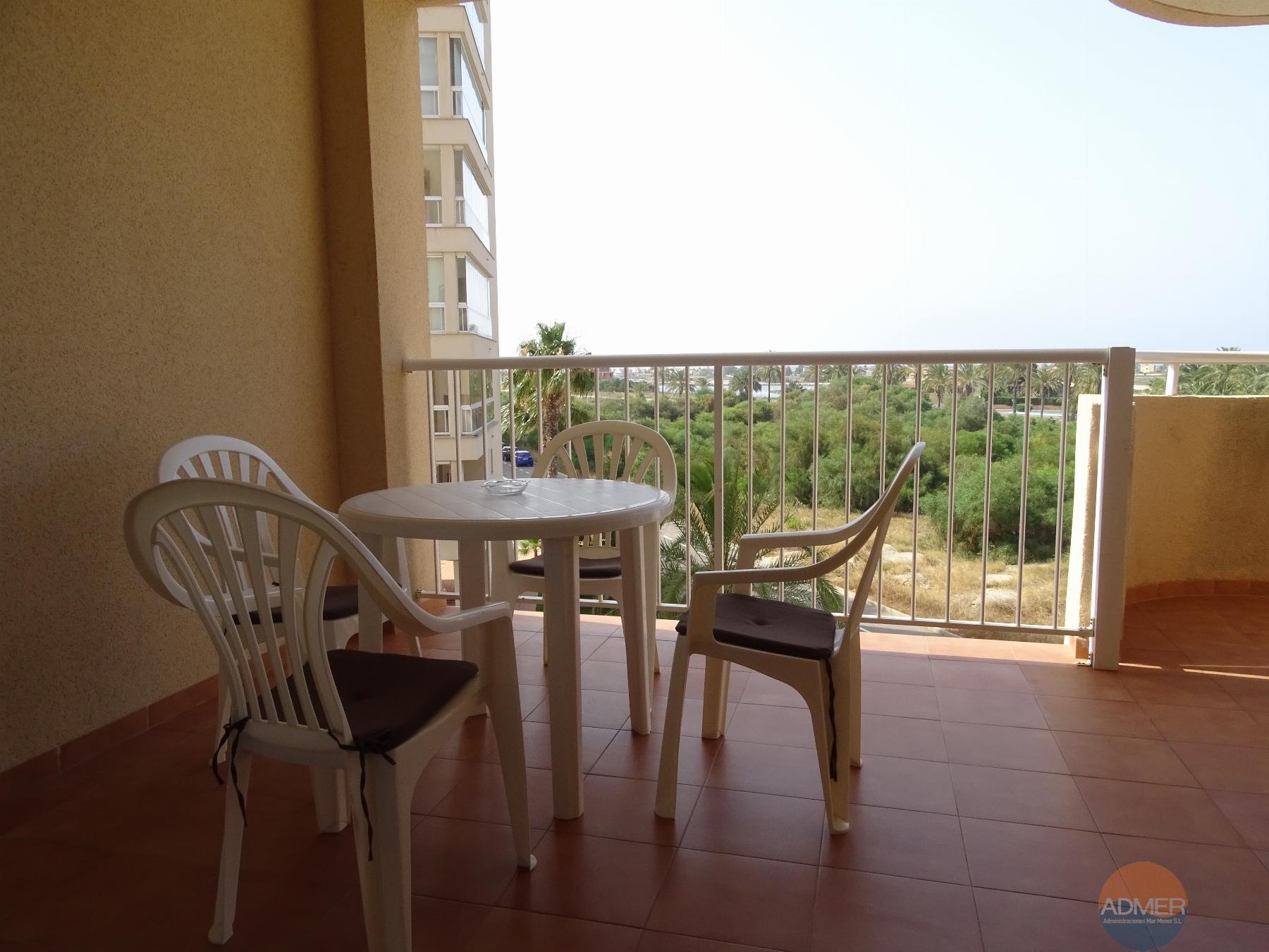 For sale of apartment in La Manga del Mar Menor