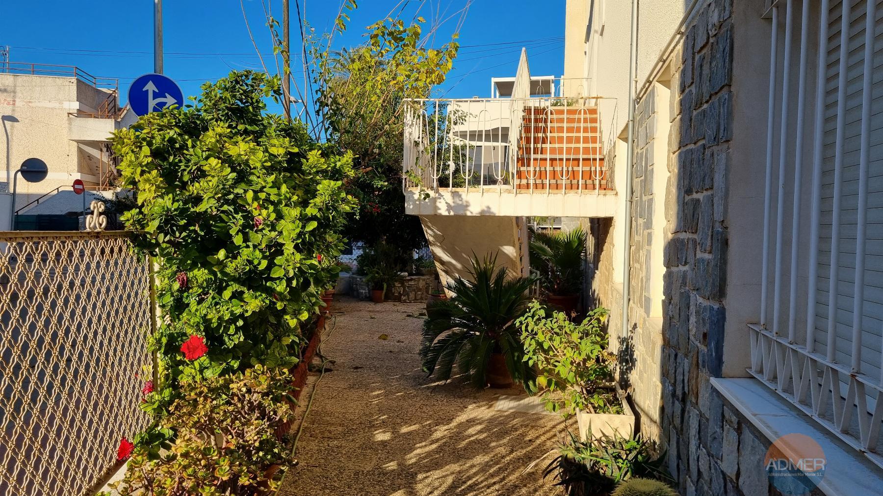 For sale of flat in Santiago de la Ribera
