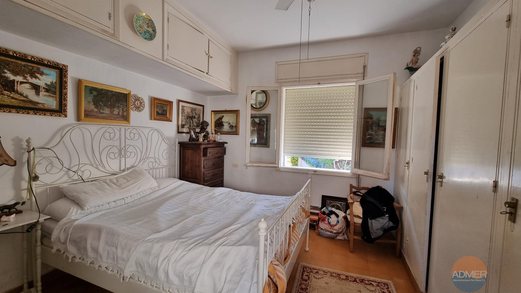 For sale of flat in Santiago de la Ribera