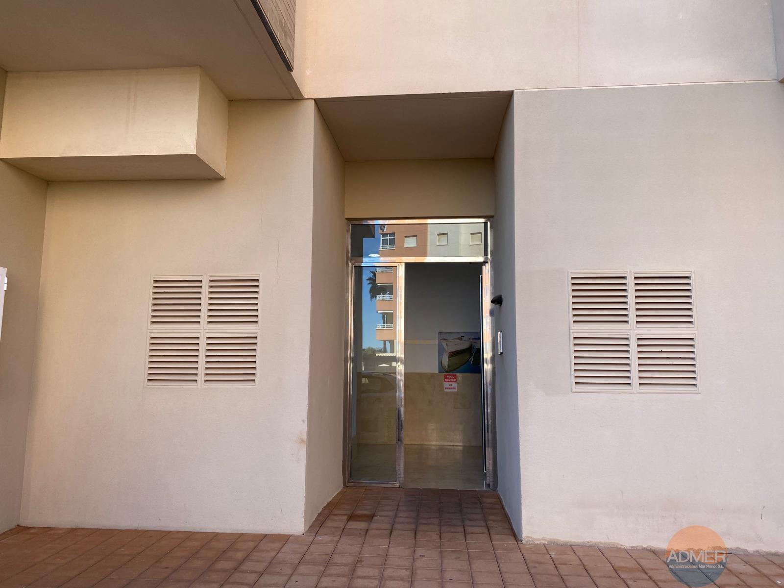 For sale of flat in La Manga del Mar Menor