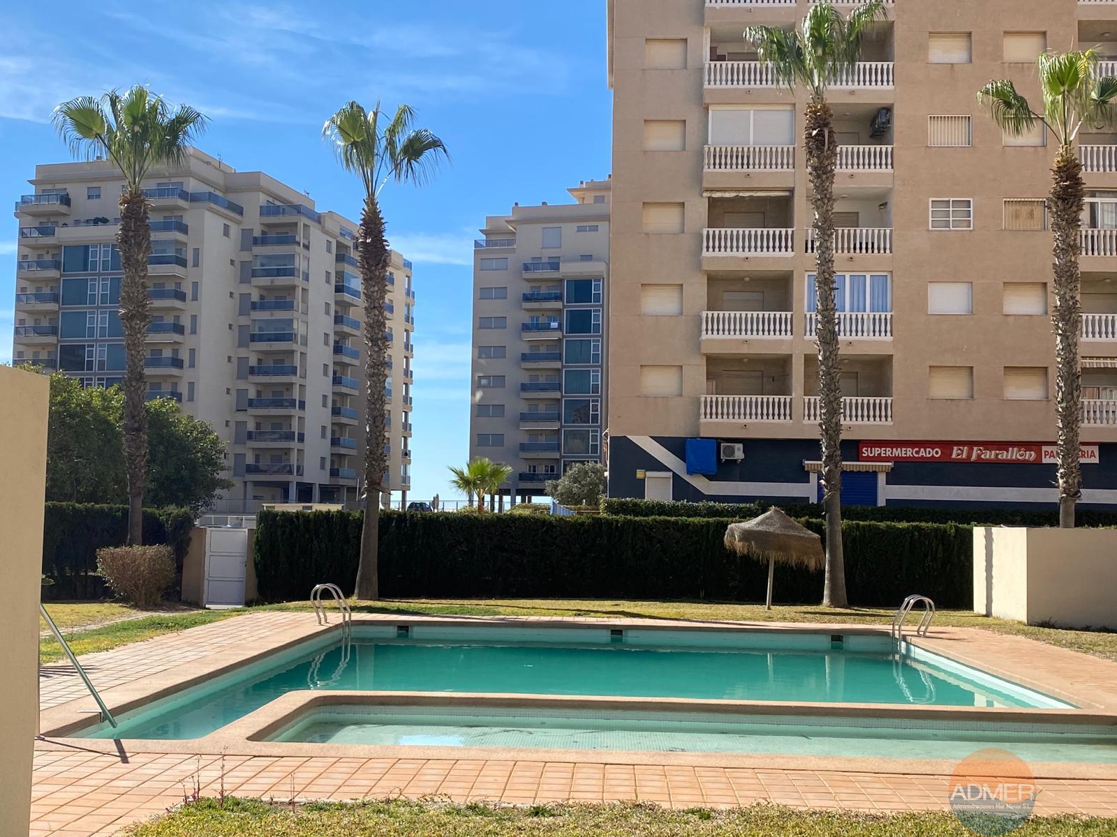 For sale of flat in La Manga del Mar Menor