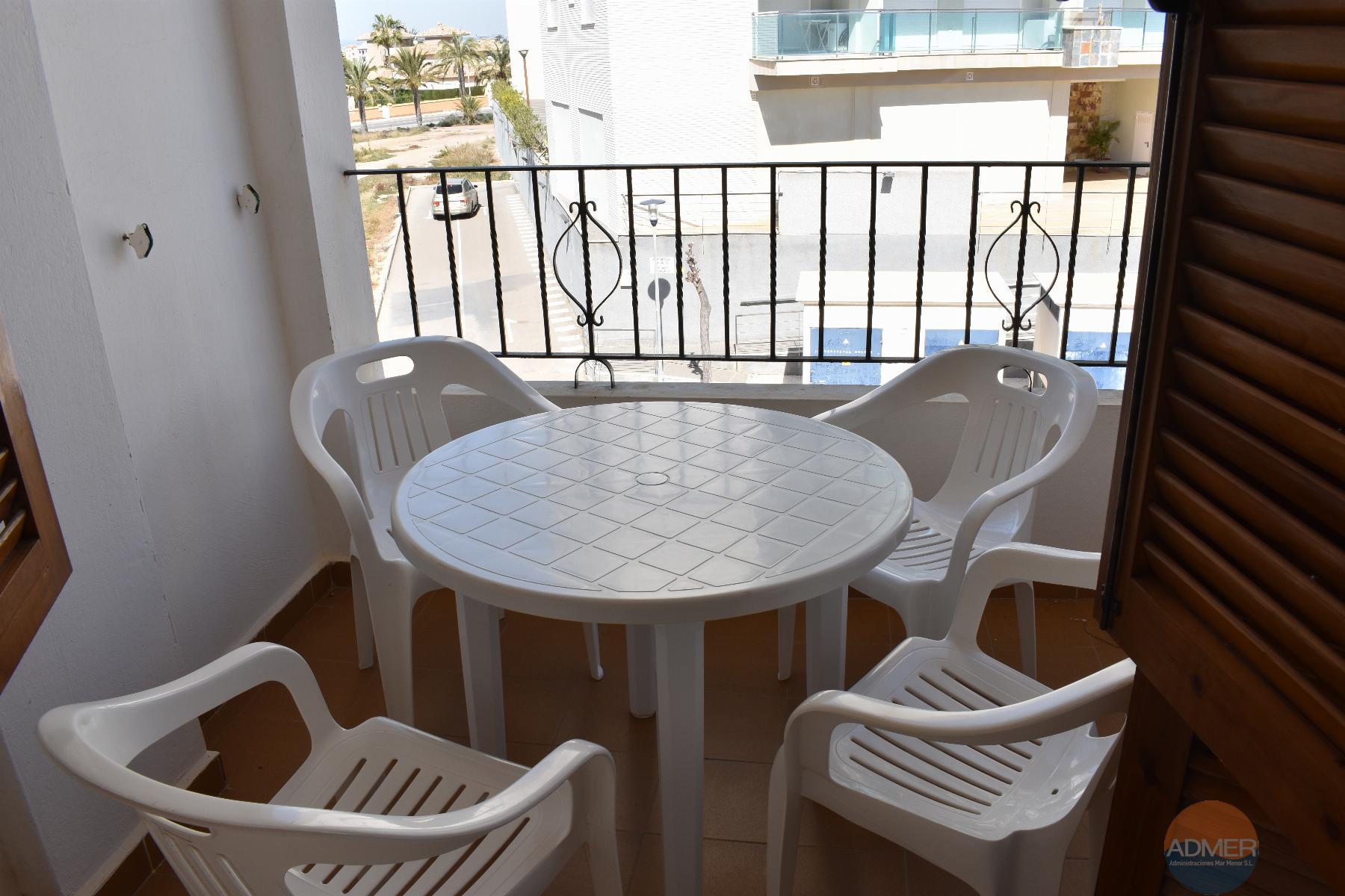 For sale of apartment in La Manga del Mar Menor