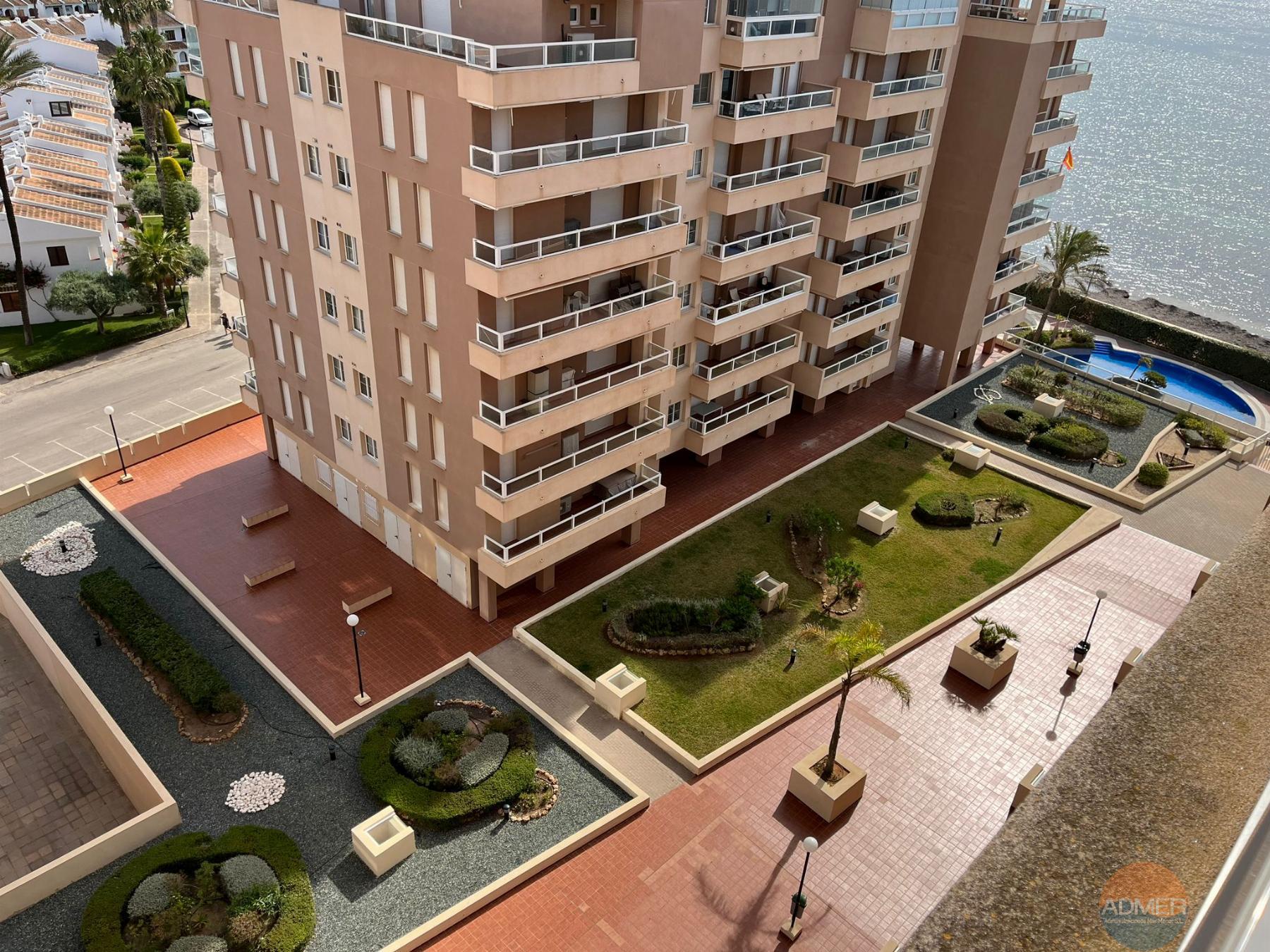 For sale of flat in La Manga del Mar Menor