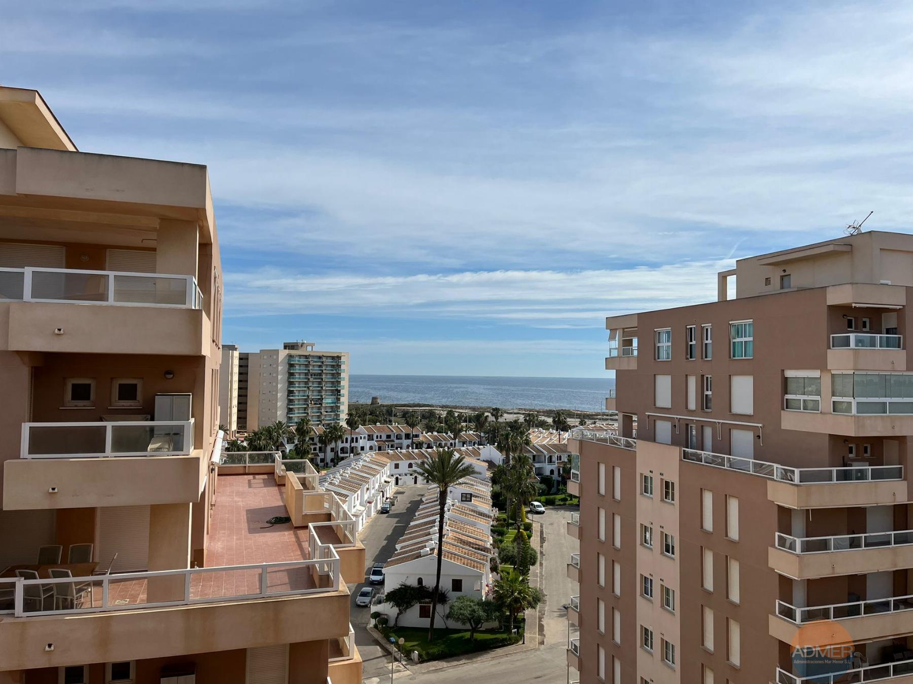For sale of flat in La Manga del Mar Menor
