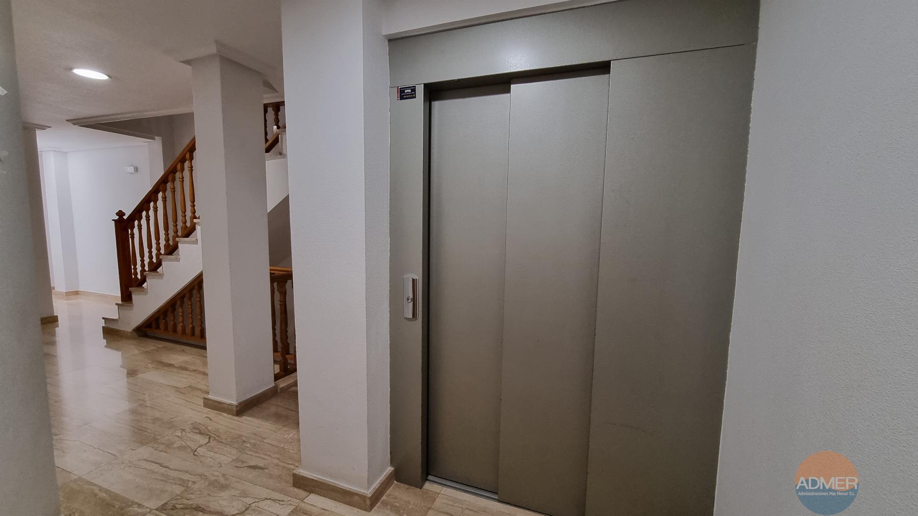 For sale of flat in Santiago de la Ribera