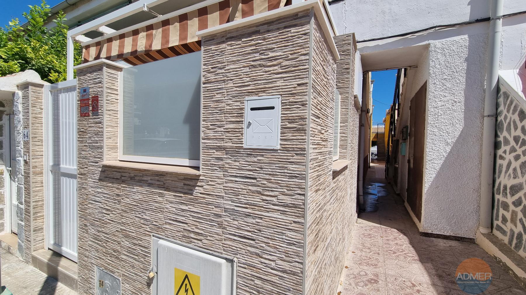 For sale of bungalow in Santiago de la Ribera