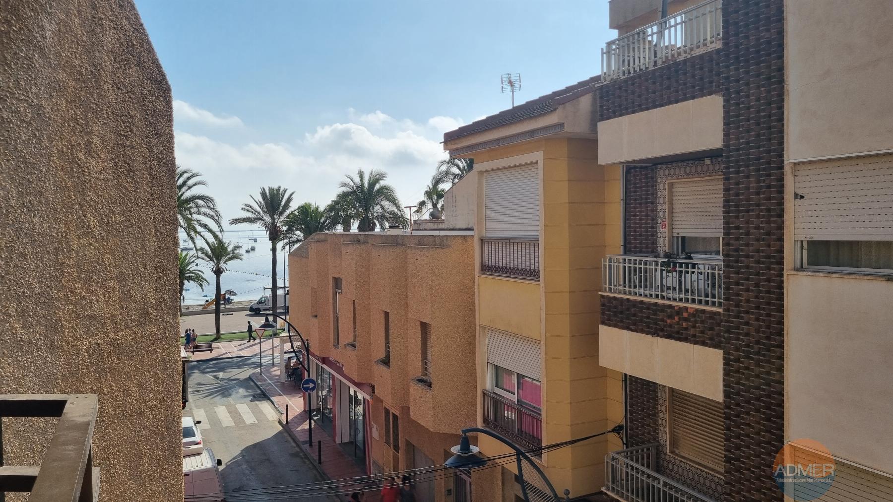 Venta de piso en Santiago de la Ribera