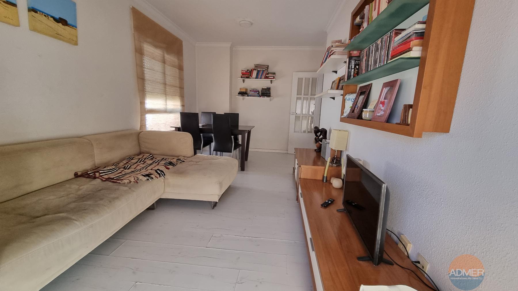 Venta de piso en Santiago de la Ribera