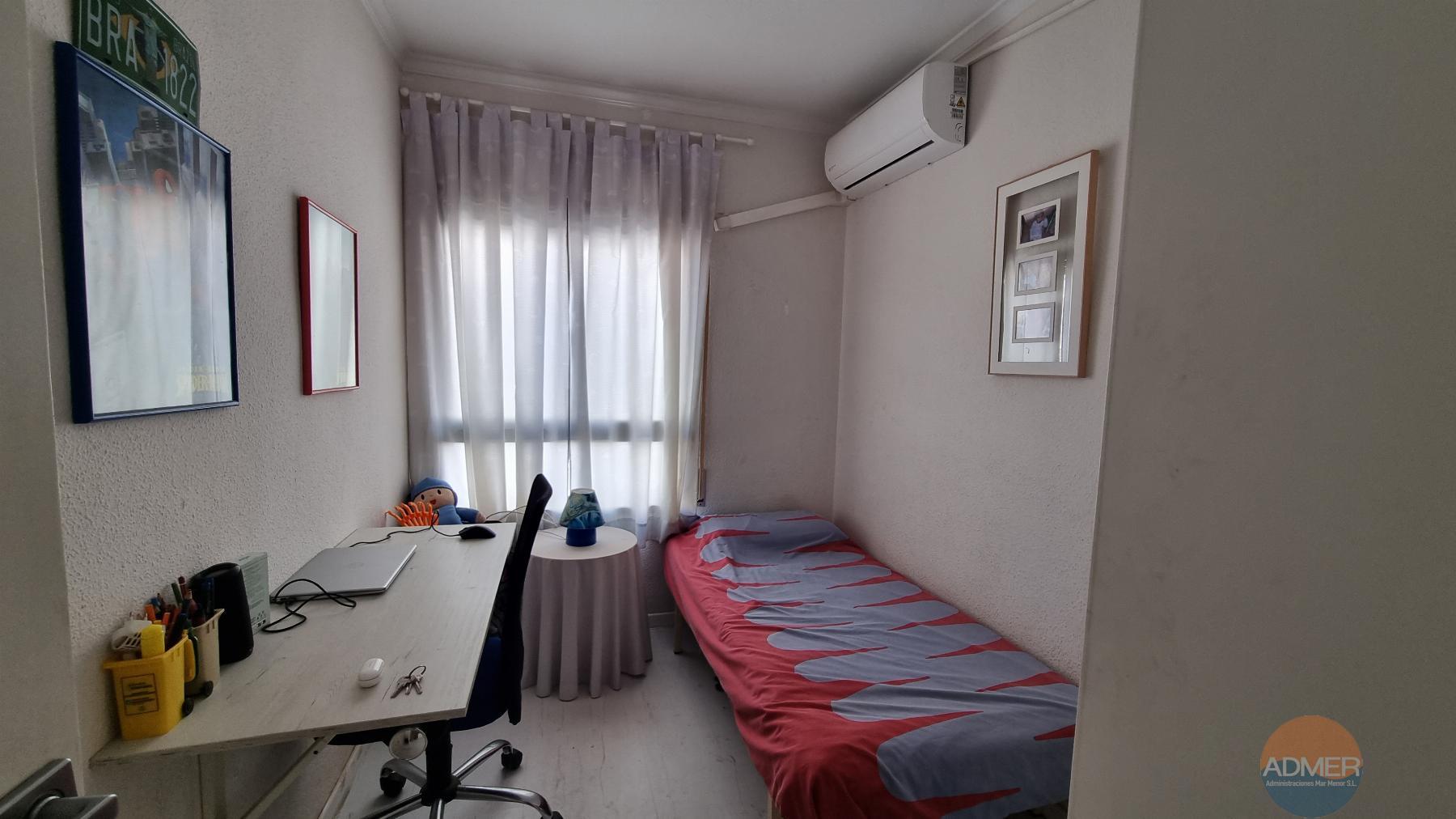 Venta de piso en Santiago de la Ribera