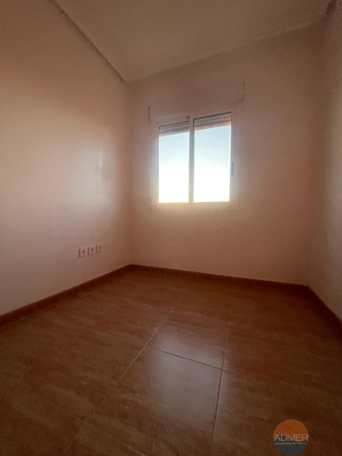 For sale of apartment in La Manga del Mar Menor