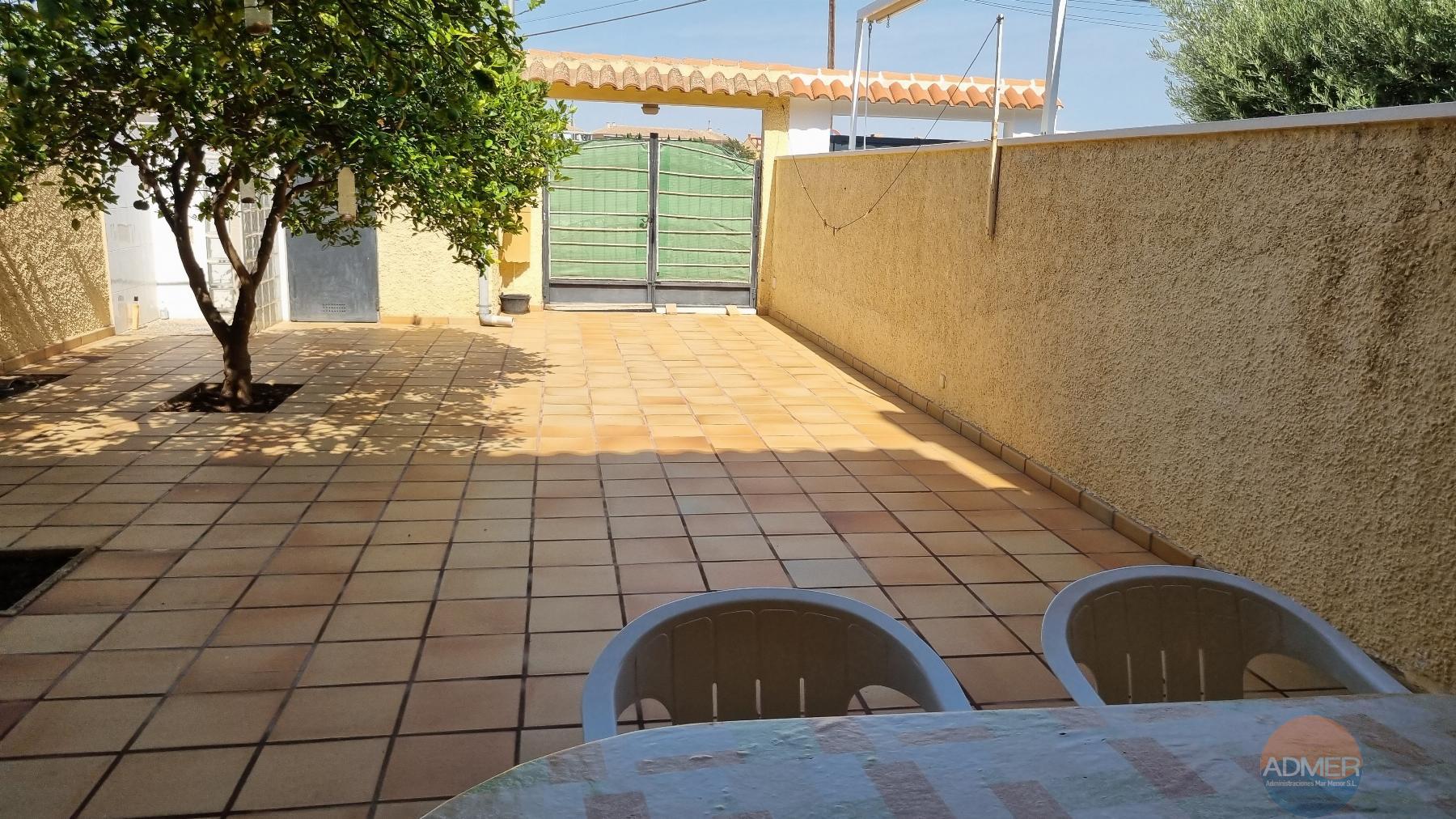 For sale of house in Santiago de la Ribera