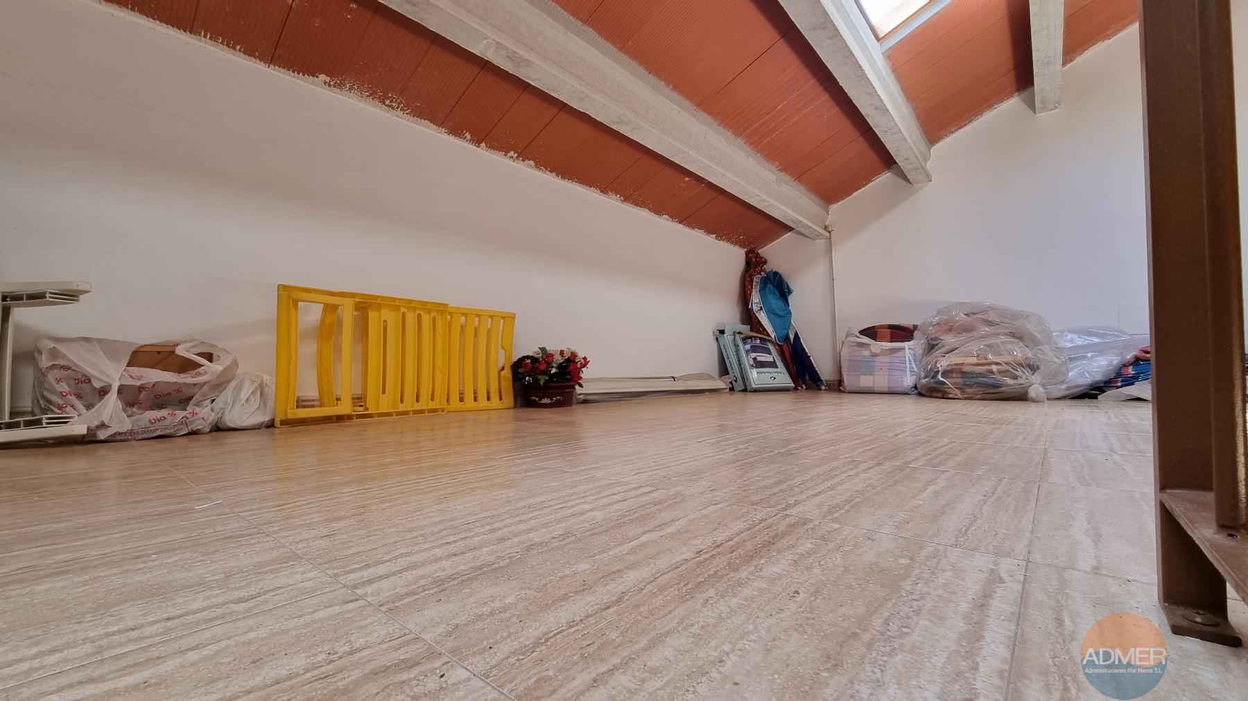 For sale of house in Santiago de la Ribera