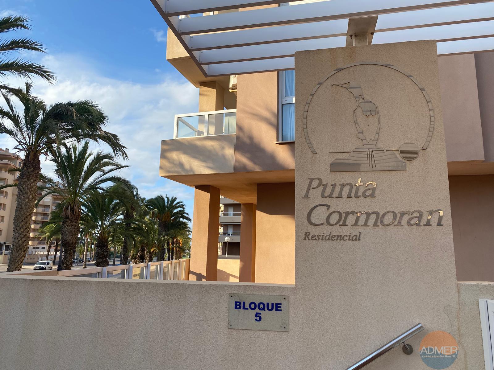 For sale of apartment in La Manga del Mar Menor