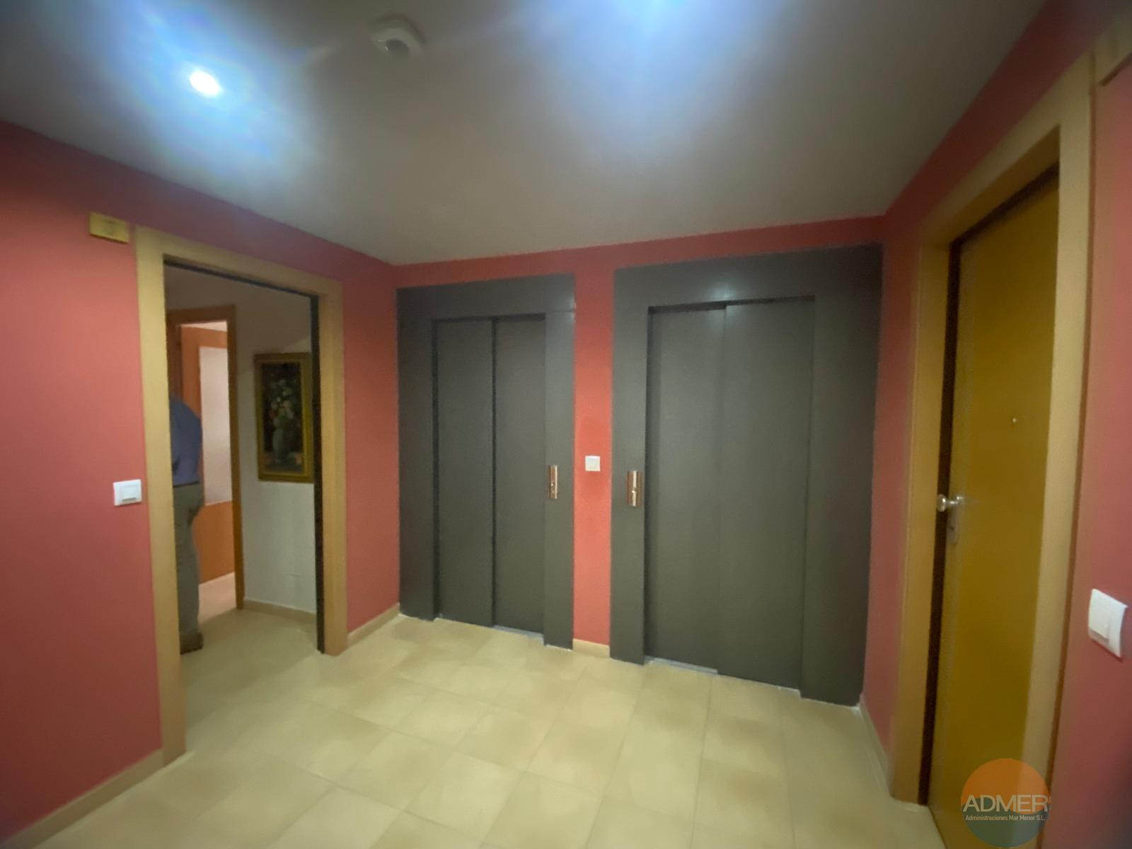 For sale of apartment in La Manga del Mar Menor