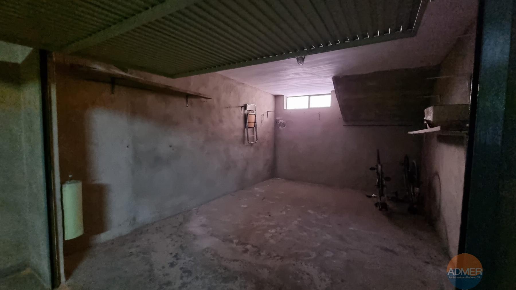 Venta de garaje en San Javier