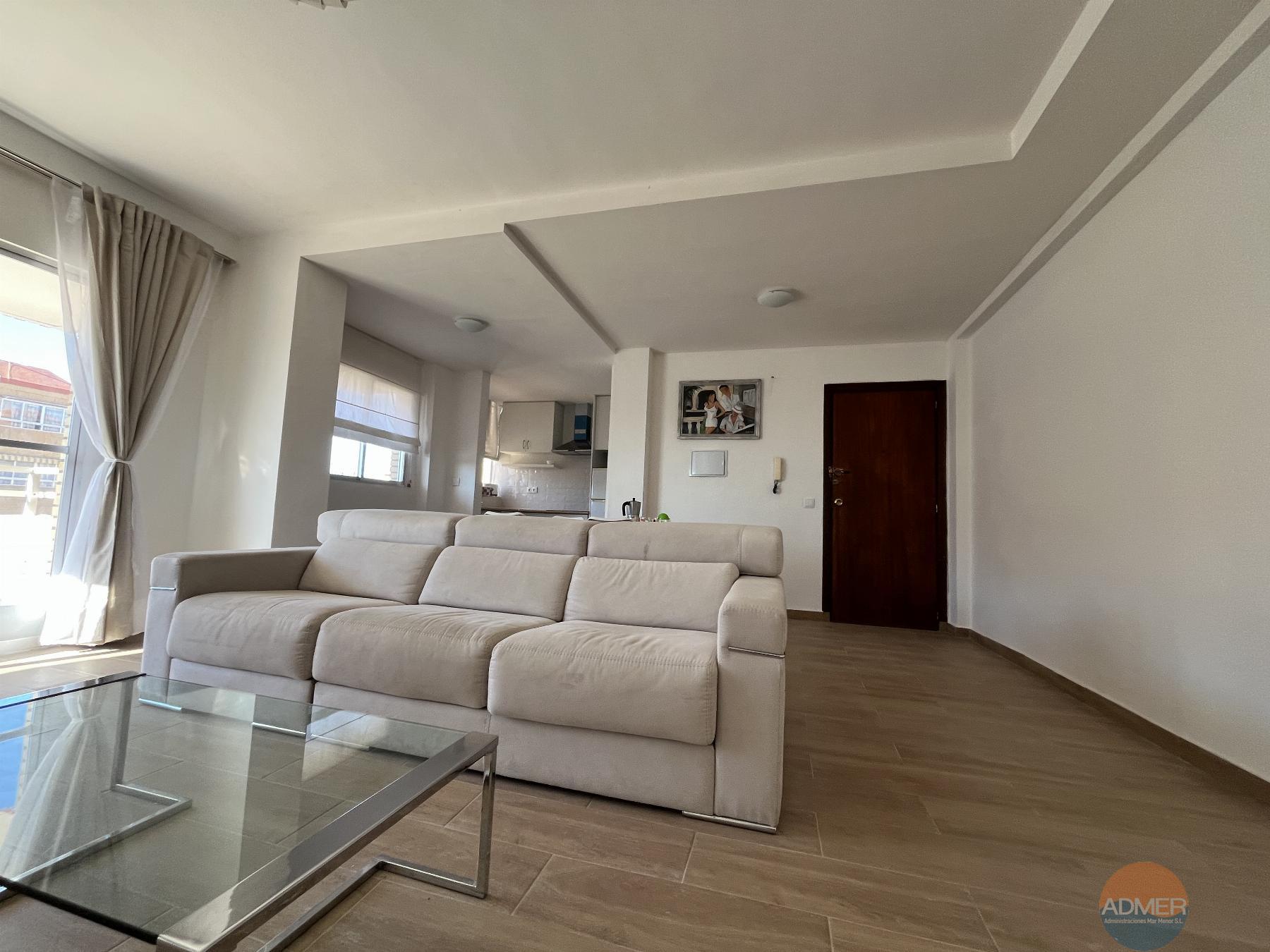 Venta de piso en Santiago de la Ribera