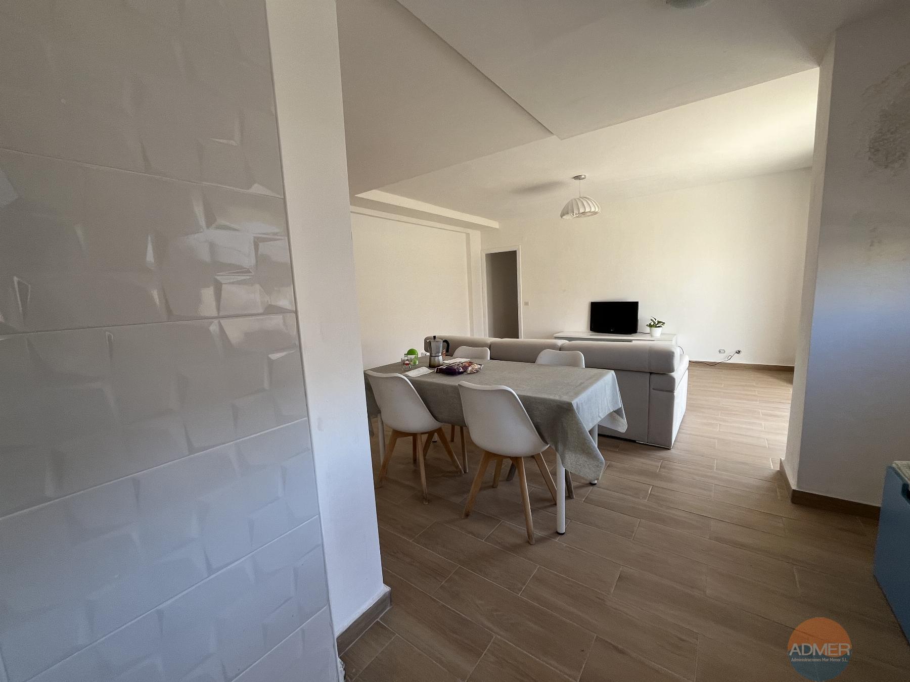 Venta de piso en Santiago de la Ribera