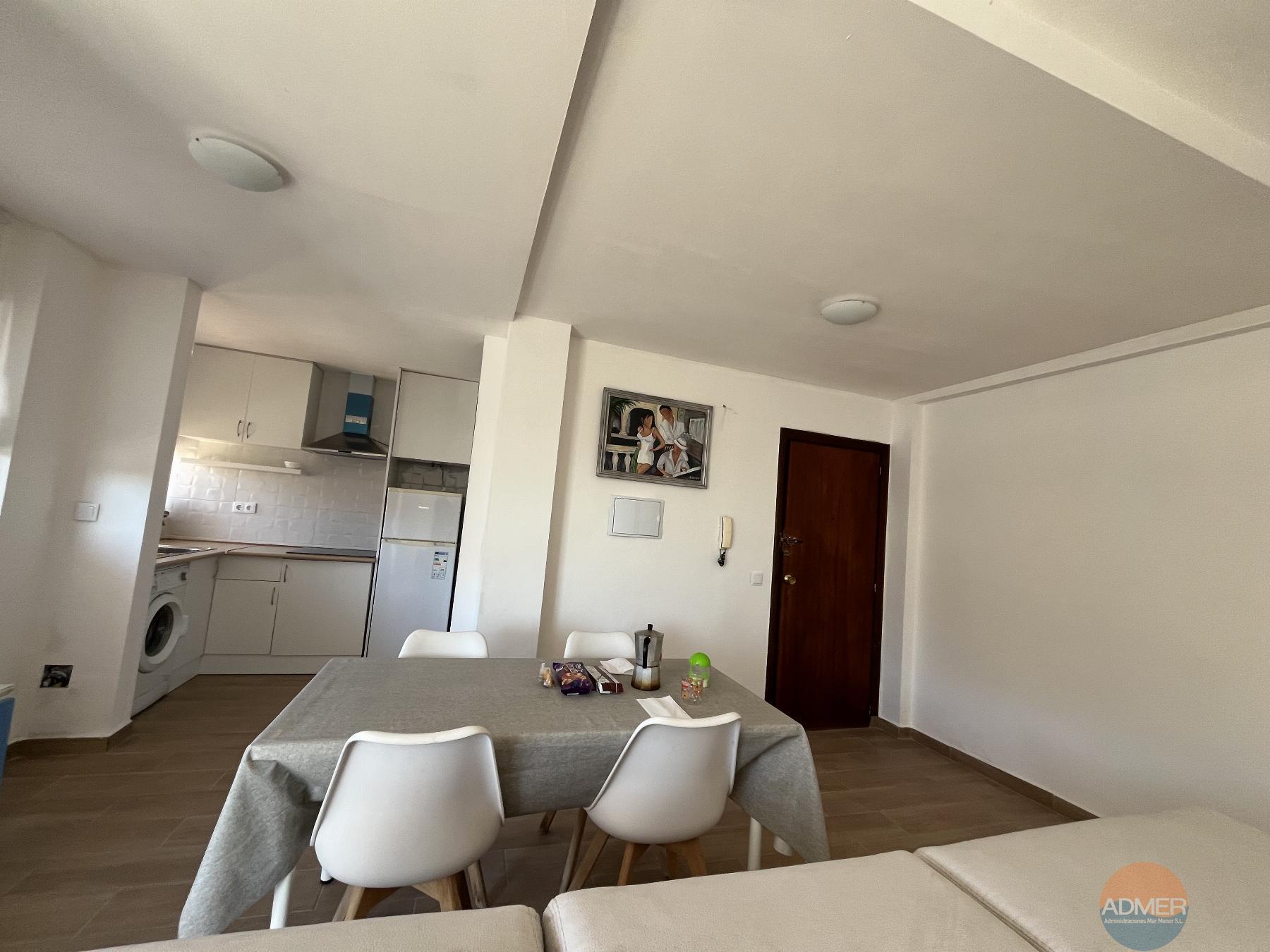 Venta de piso en Santiago de la Ribera
