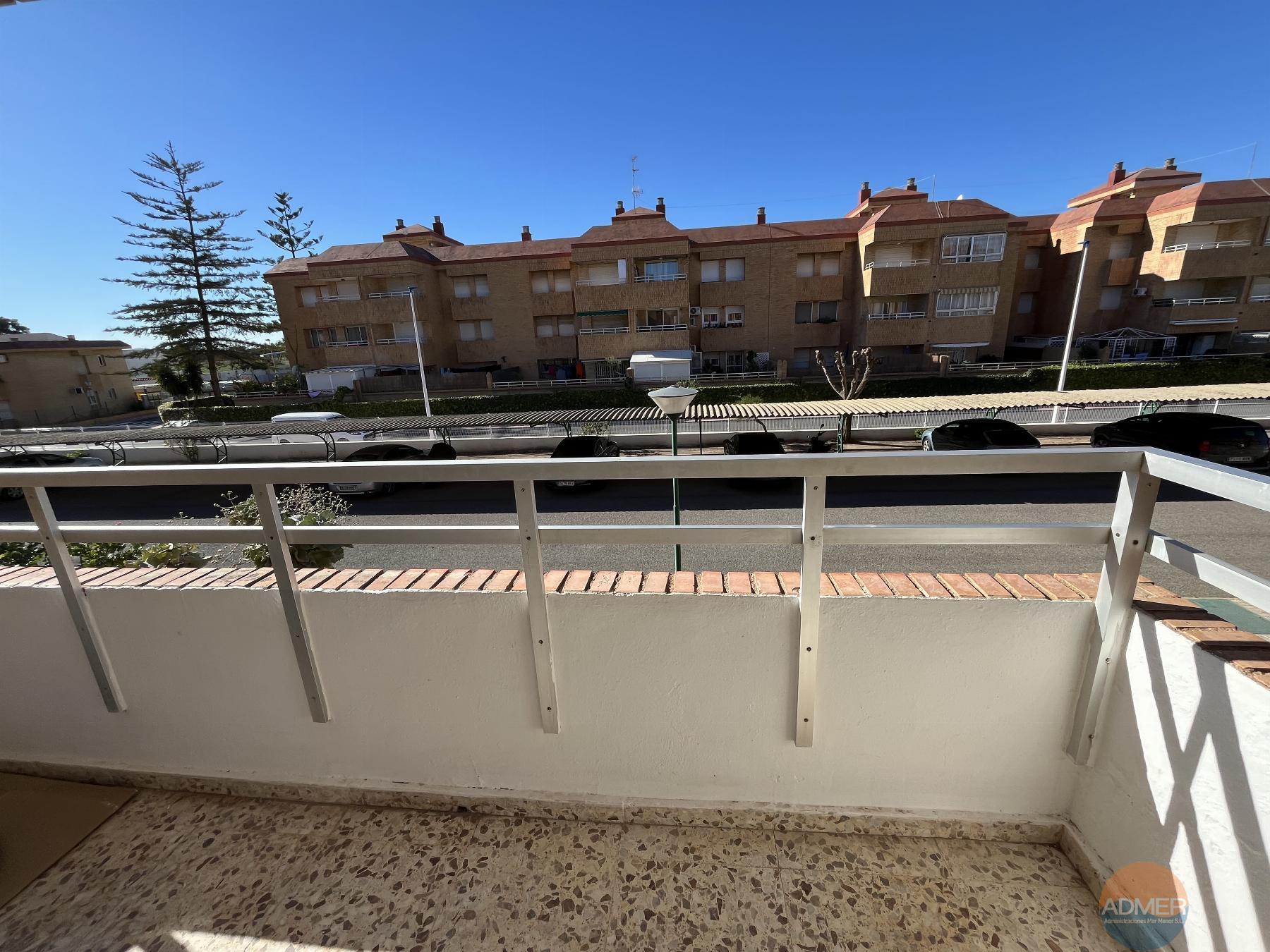 Venta de piso en Santiago de la Ribera