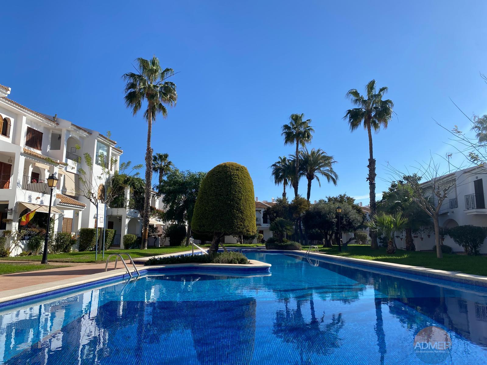 For sale of apartment in La Manga del Mar Menor