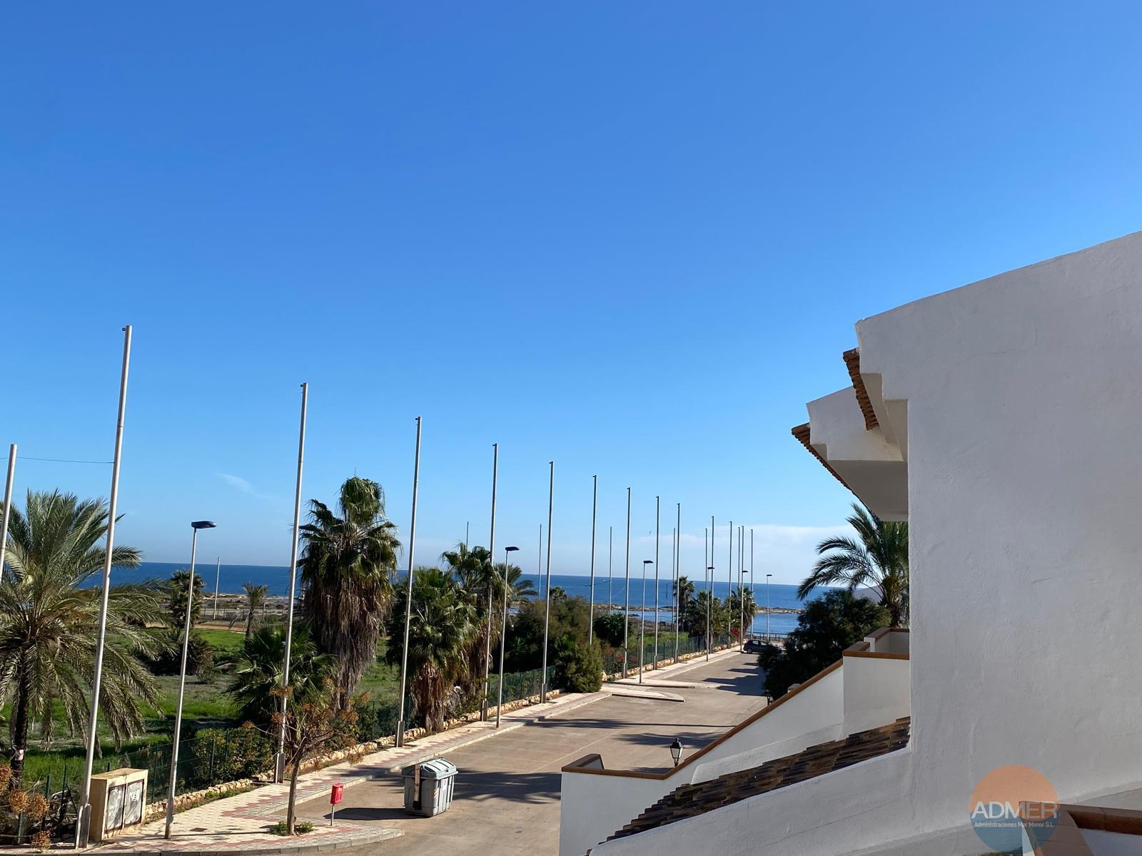 For sale of apartment in La Manga del Mar Menor