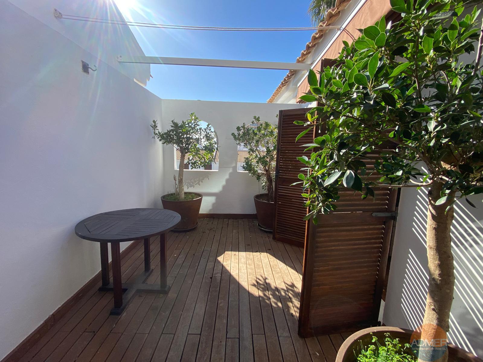 For sale of apartment in La Manga del Mar Menor