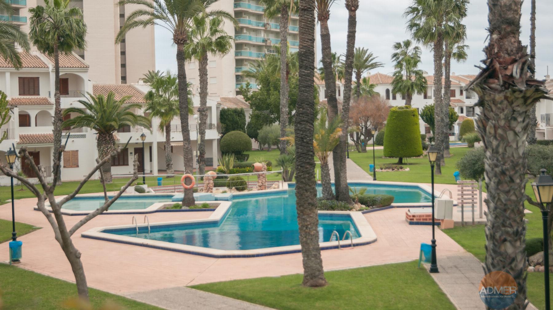 For sale of apartment in La Manga del Mar Menor