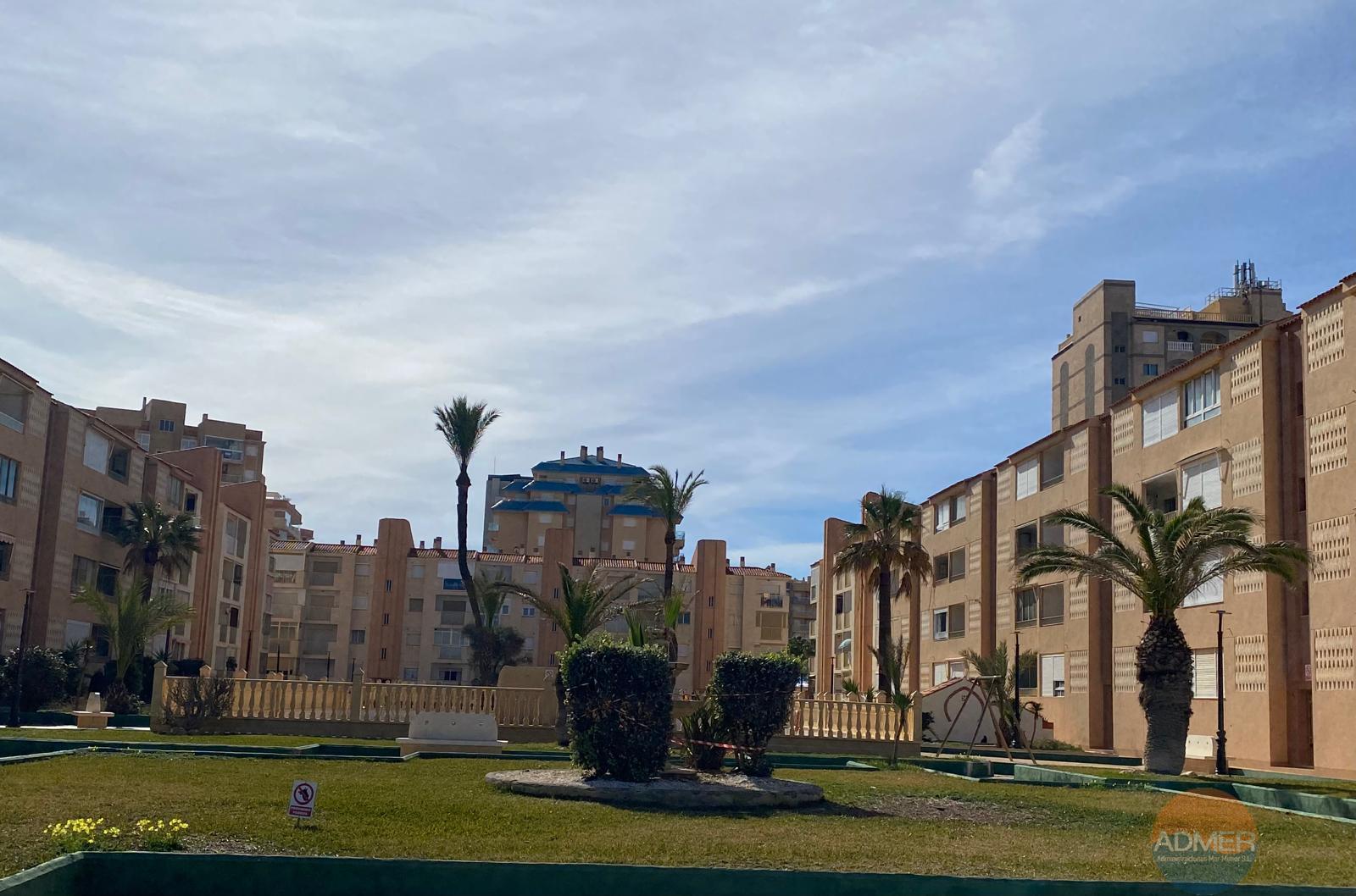 For sale of flat in La Manga del Mar Menor