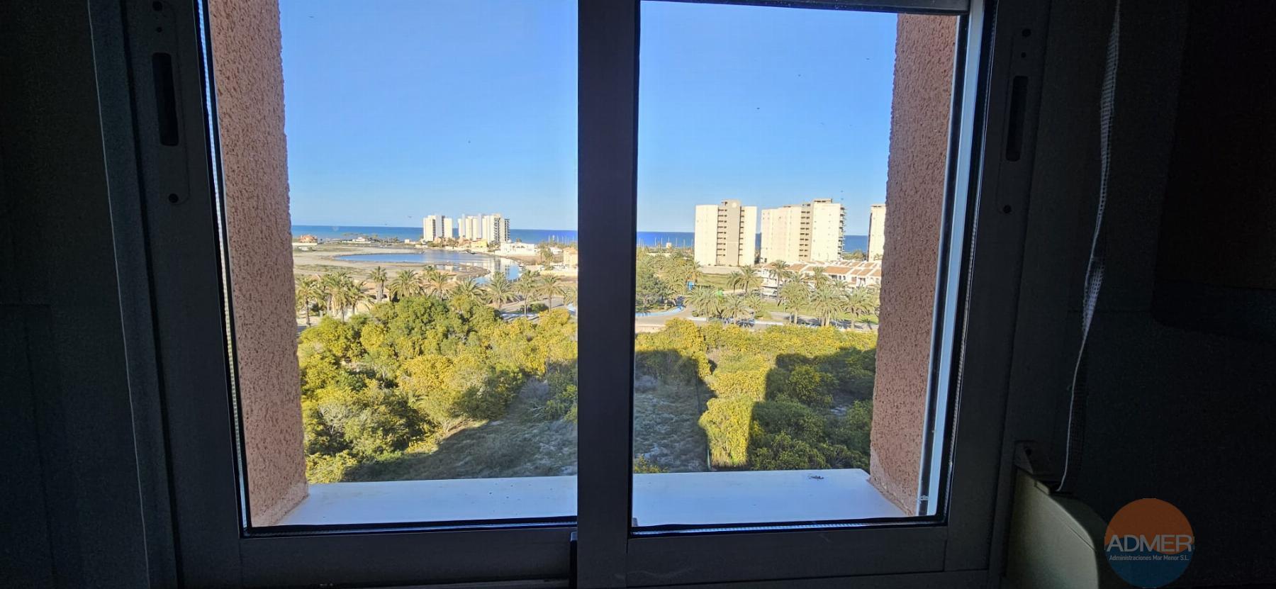 Venta de piso en La Manga del Mar Menor