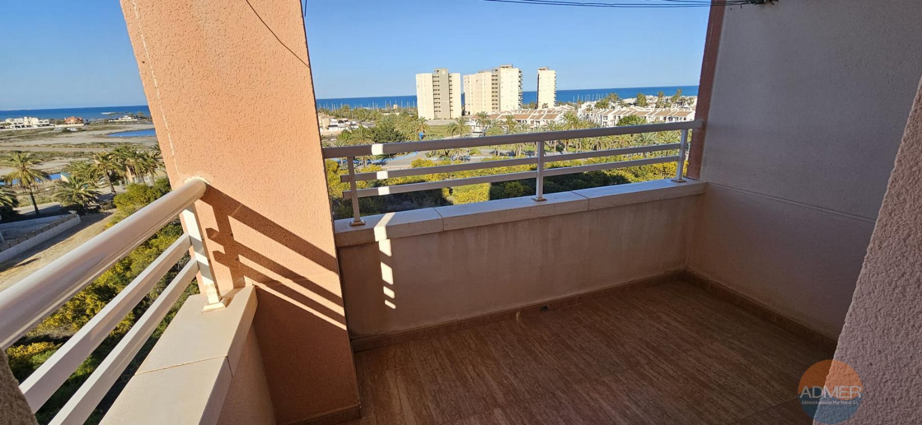 Venta de piso en La Manga del Mar Menor