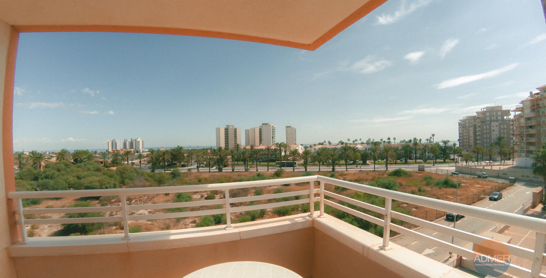Venta de apartamento en La Manga del Mar Menor