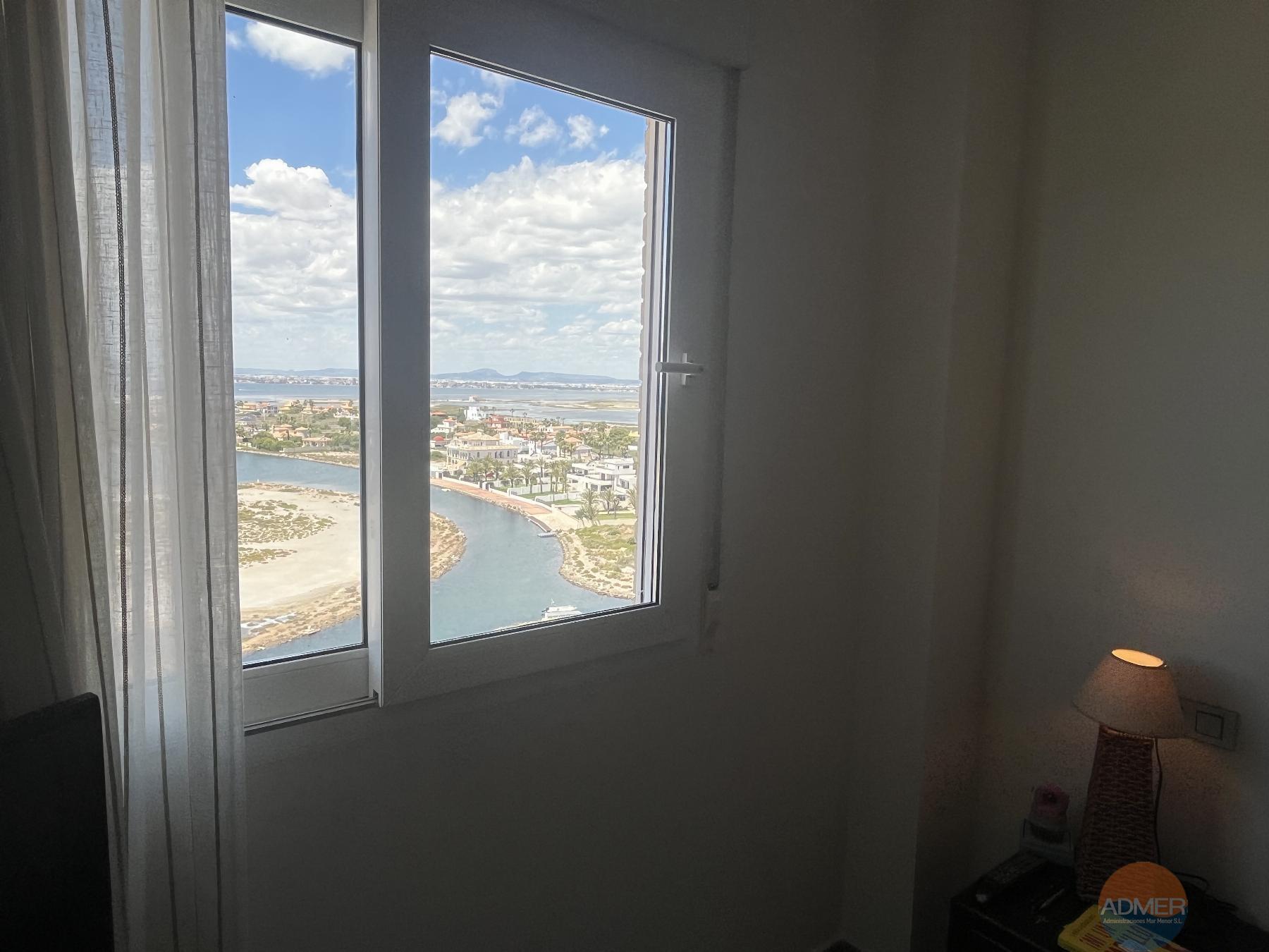 For sale of flat in La Manga del Mar Menor