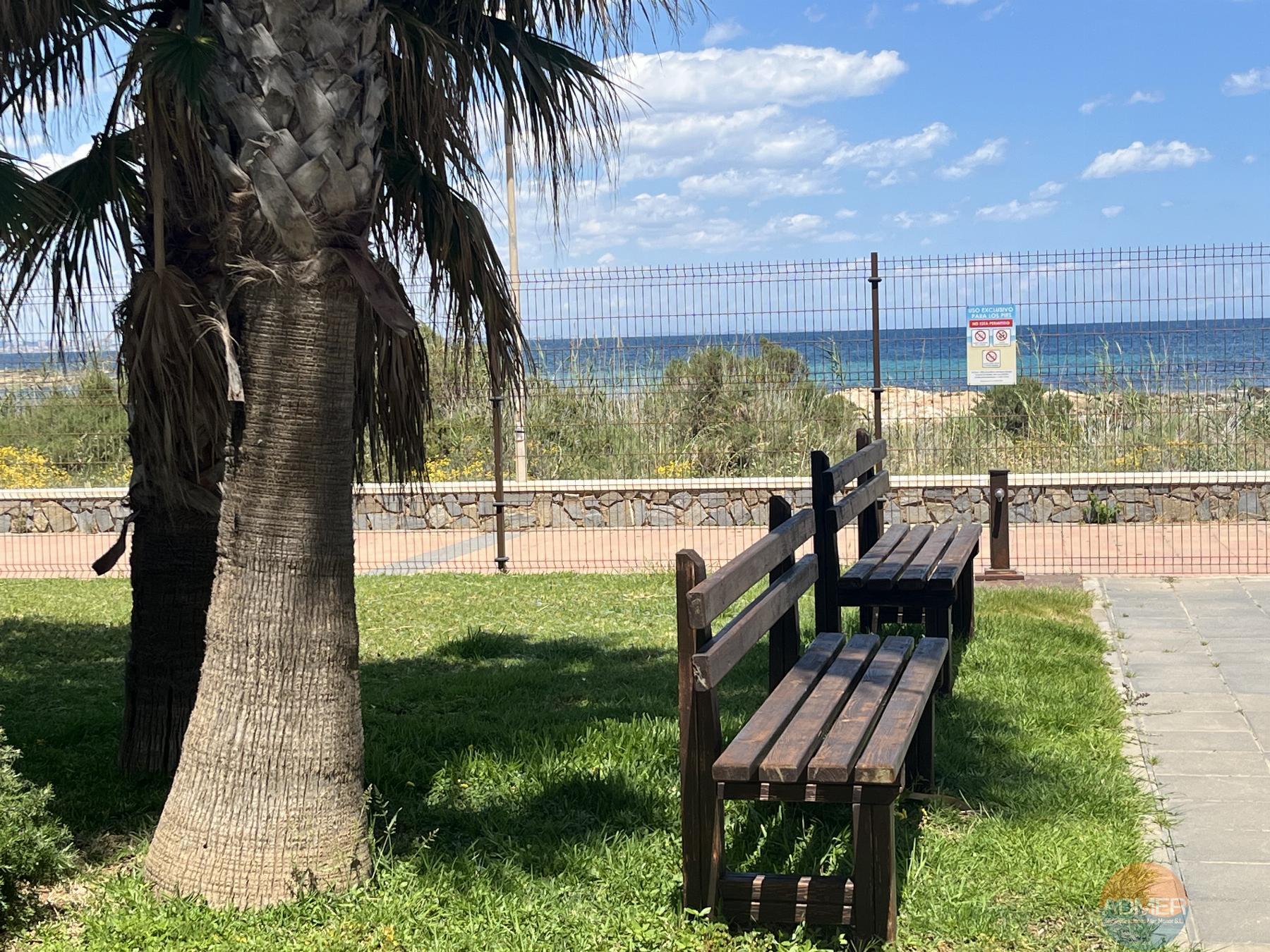 For sale of flat in La Manga del Mar Menor
