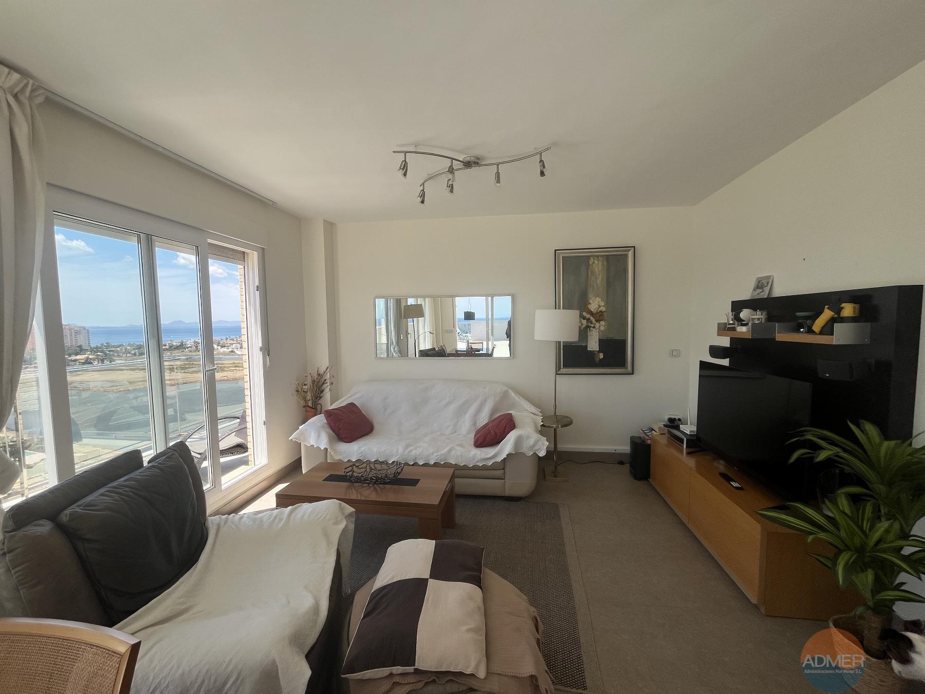 For sale of flat in La Manga del Mar Menor