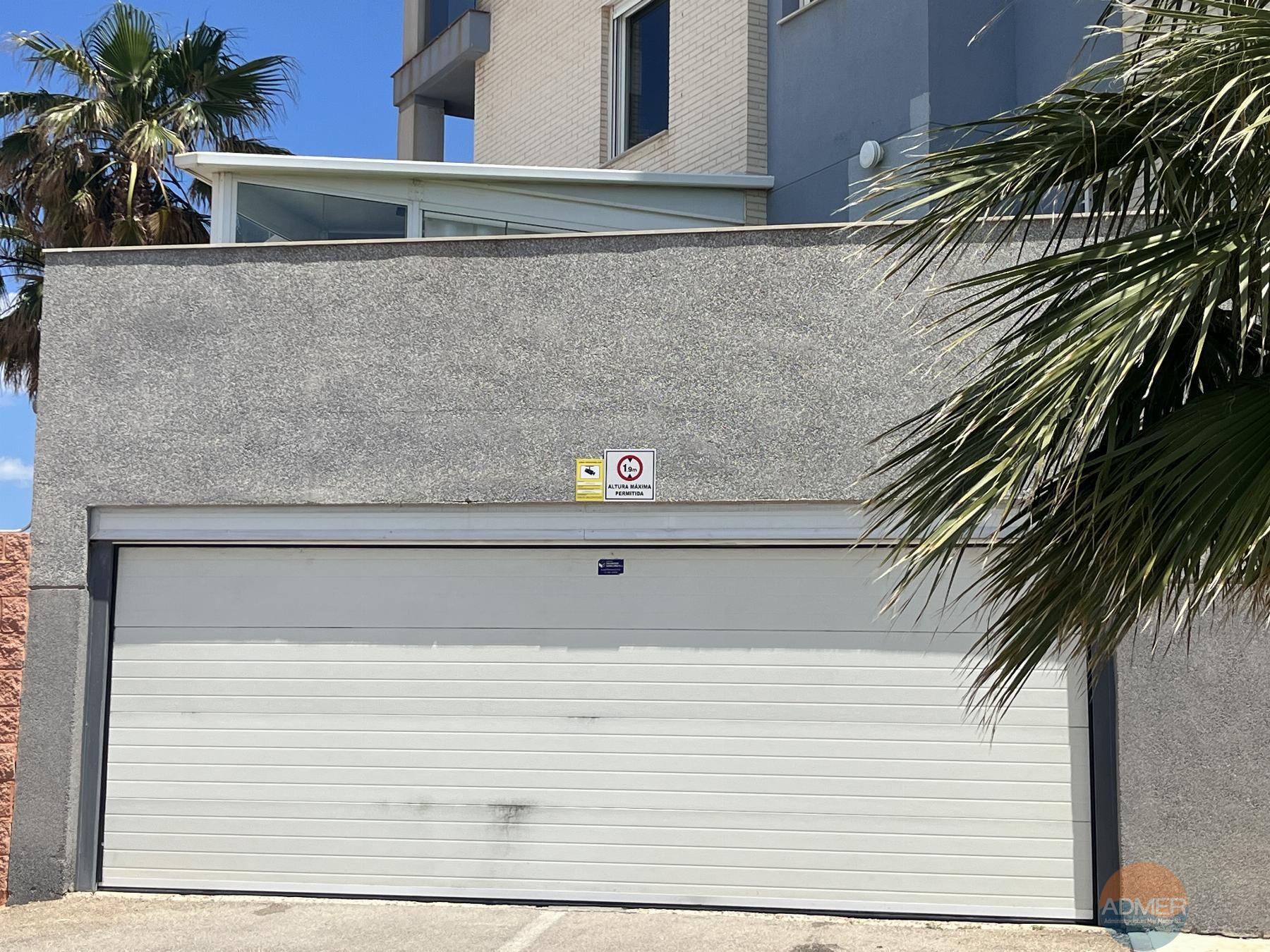 For sale of flat in La Manga del Mar Menor