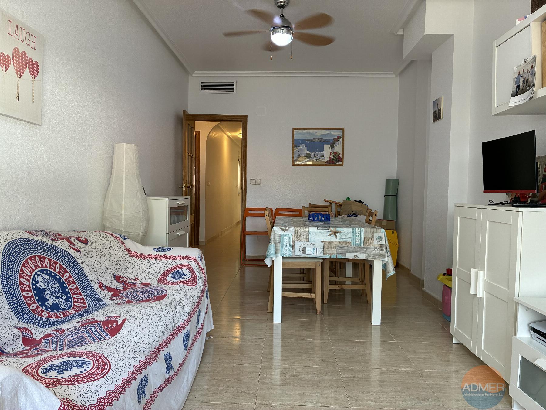 Venta de piso en Santiago de la Ribera