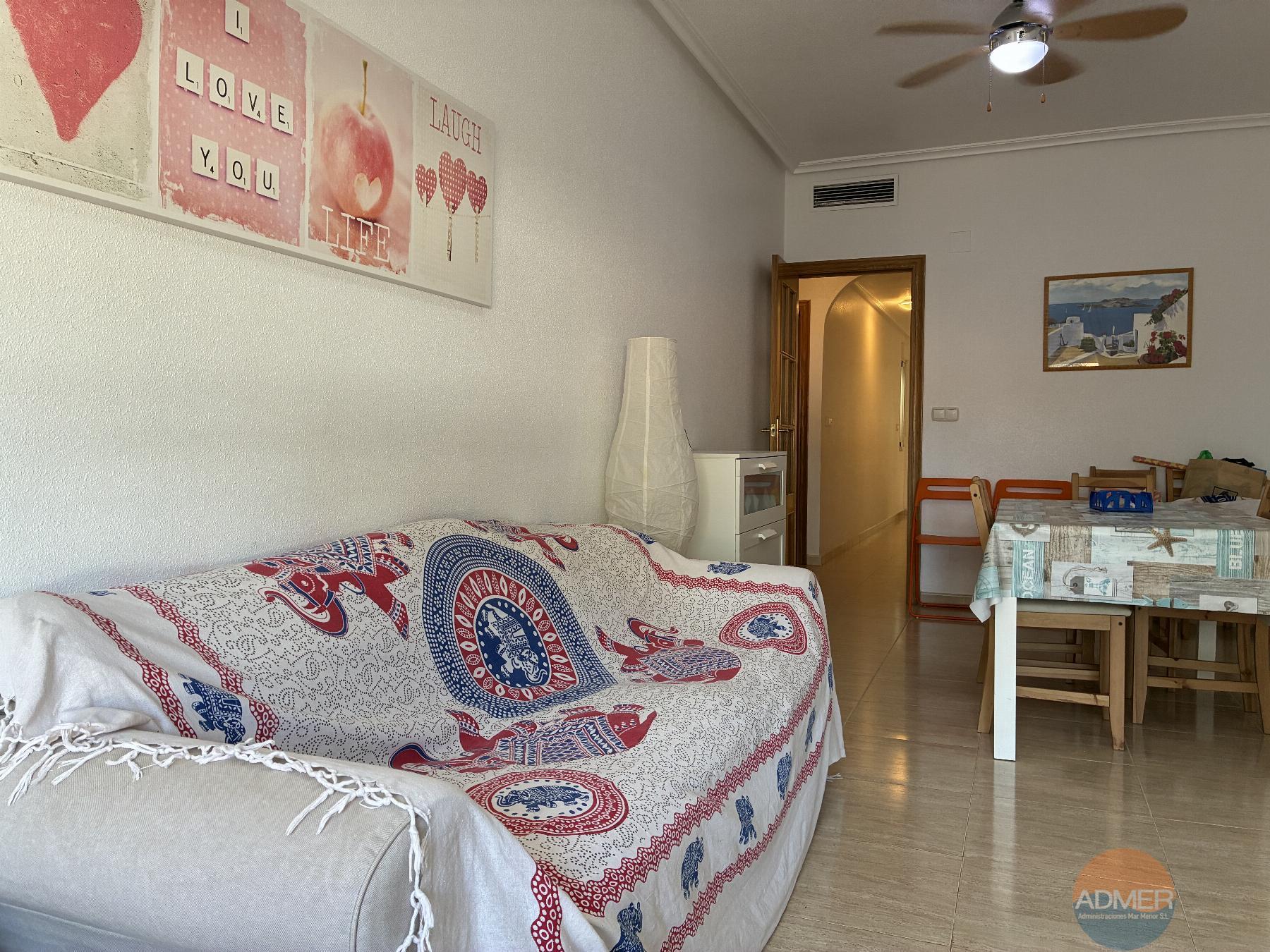 Venta de piso en Santiago de la Ribera