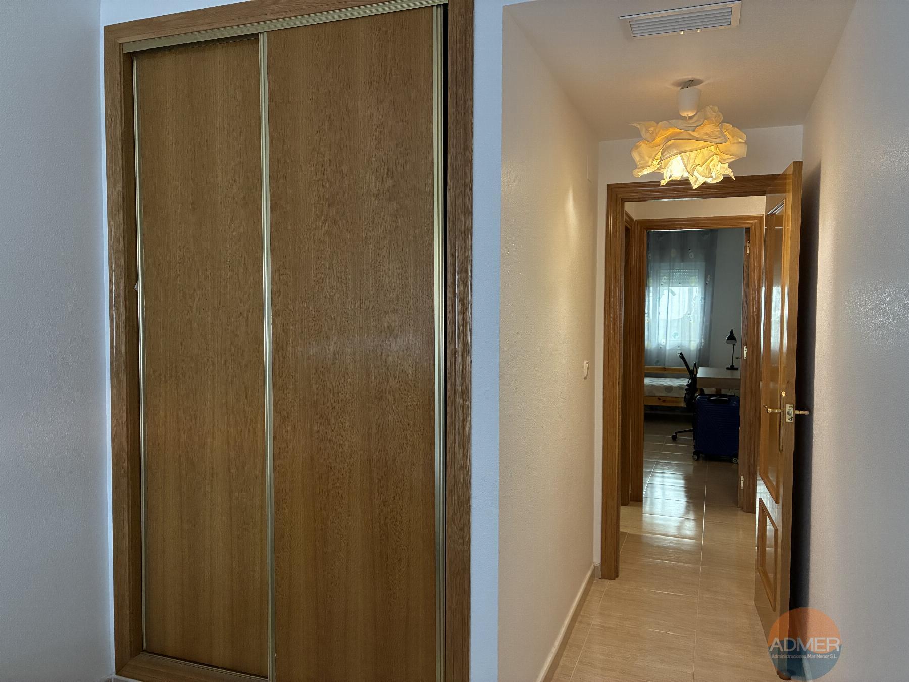 Venta de piso en Santiago de la Ribera
